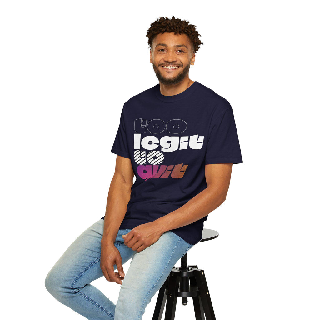 No Quit retro gradient text T-Shirt | Motivational typography tee